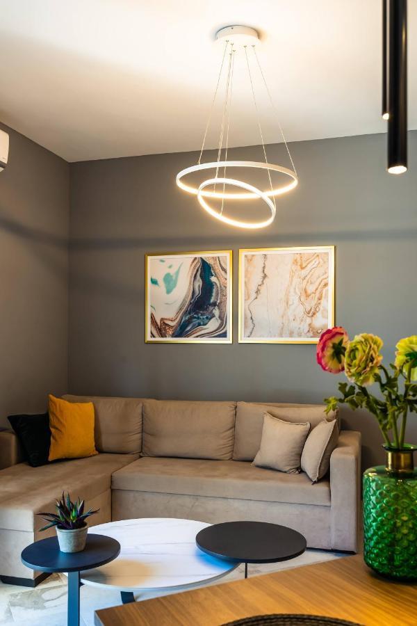 Cozy Modern Apartment Inside The City Center 塞萨洛尼基 外观 照片