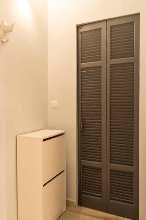 Cozy Modern Apartment Inside The City Center 塞萨洛尼基 外观 照片